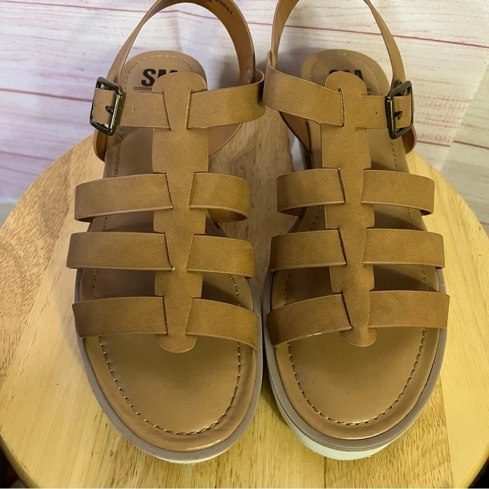 SM New‎ York Dolora Tan Sandals Size 8.5